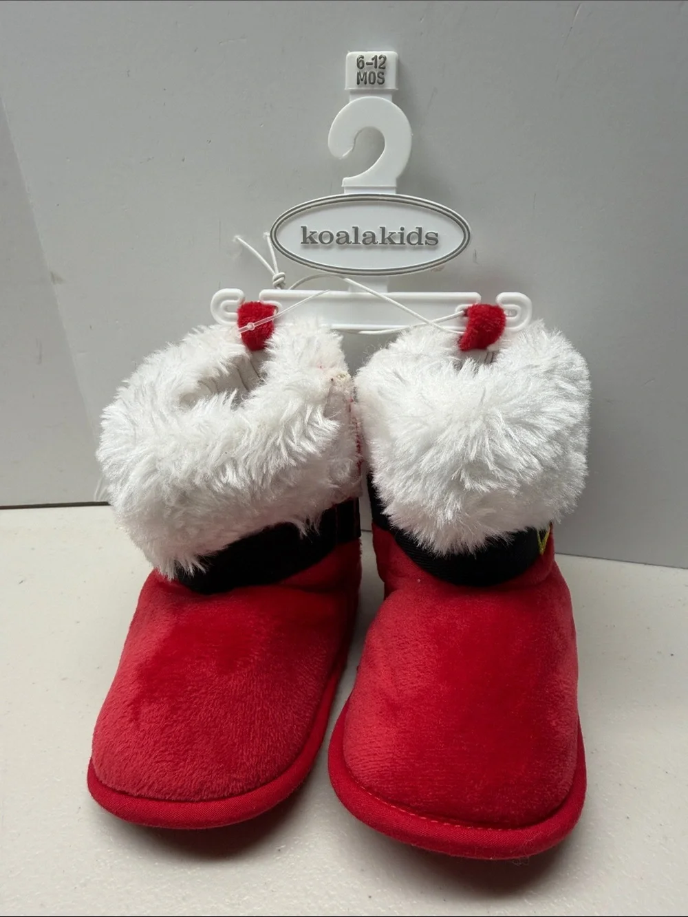 NEW Baby First Christmas Santa Booties Slippers Size 6-12 Months Unisex